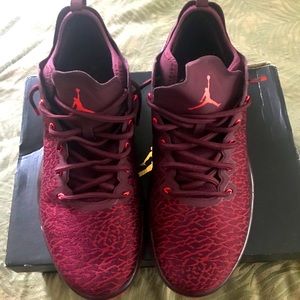 Jordan trainer sz 14